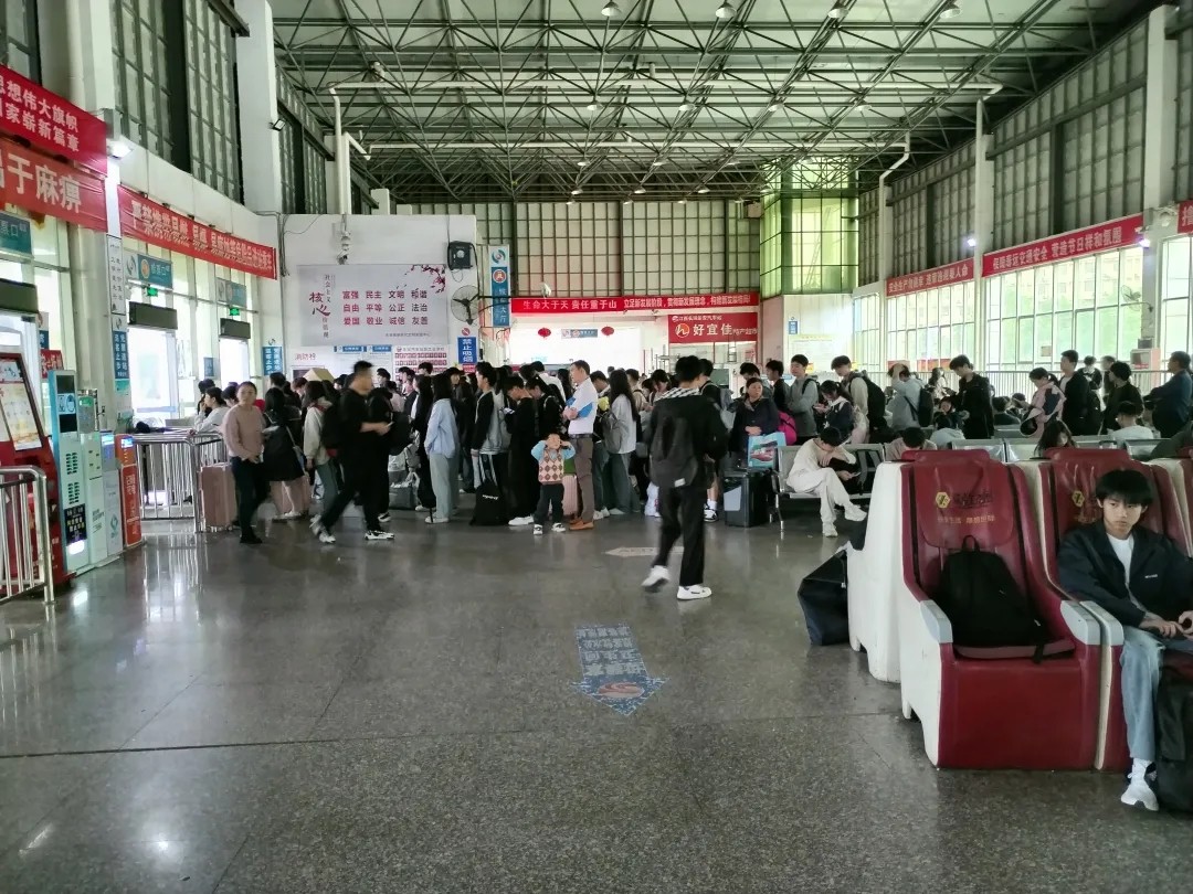 撫州長(zhǎng)運(yùn)：返程高峰來襲，讓旅客出行無憂